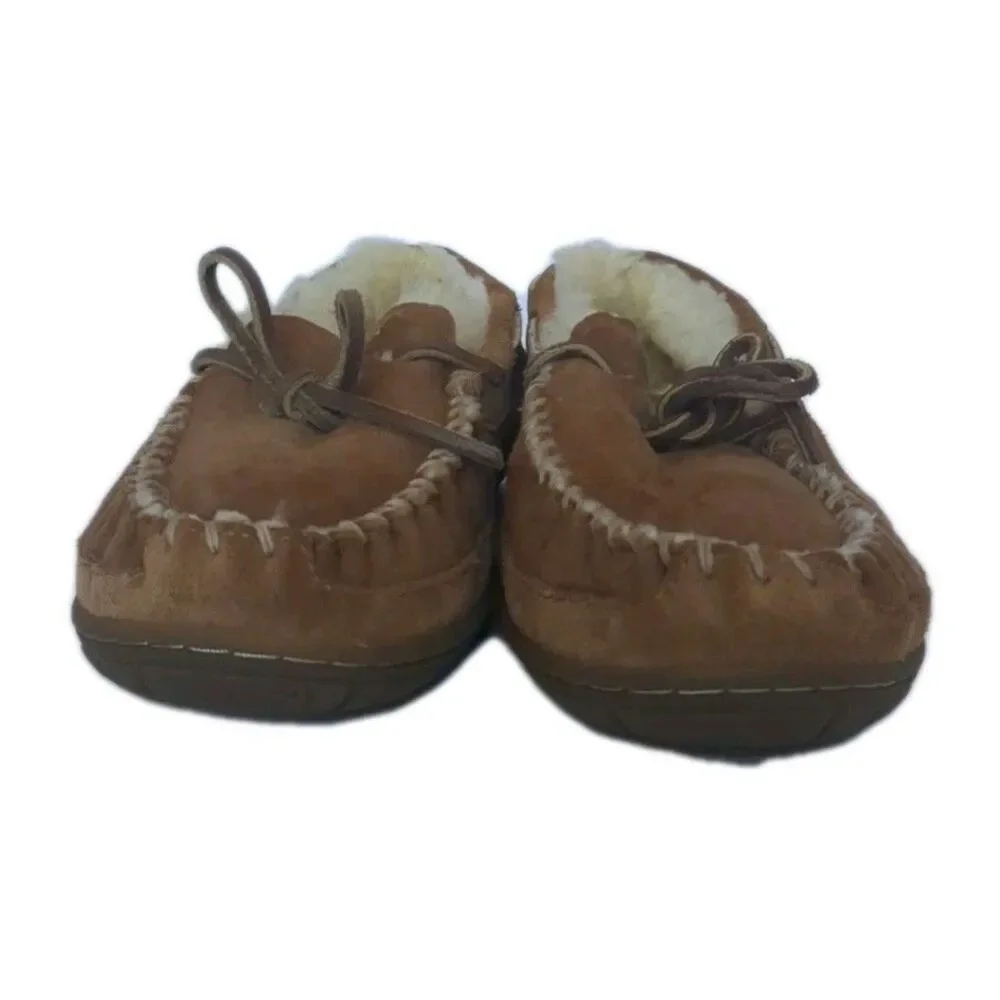 LL Bean Wicked Good Camp Moccasins  Big Girls 2 Shearling Fur Slippers Tan